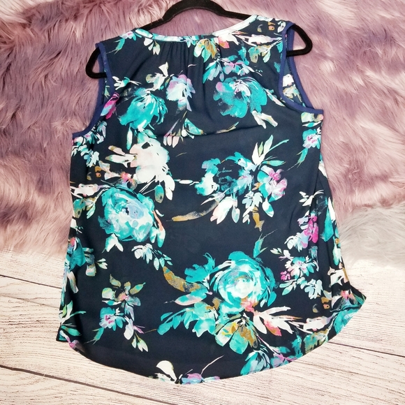 Simply Vera Wang blouse - Picture 3 of 5